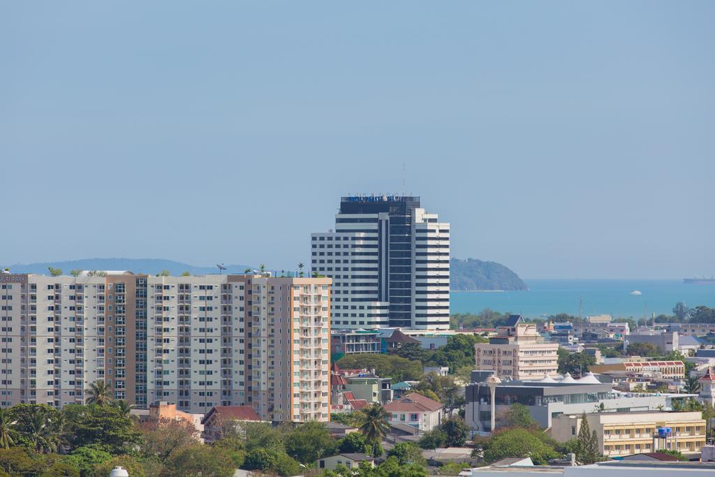 W Phuket 아파트 외부 사진